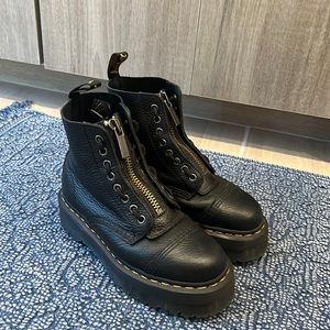 Platform Doc Martens